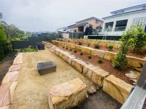 Sandstone retaining wall