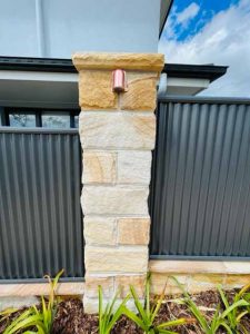 Sandstone fence pillar capping