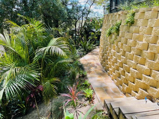 Sandstone crazy-paved pathway – structural landscaping Sydney