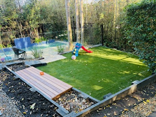 timber-garden-seating lawn kids-play-area